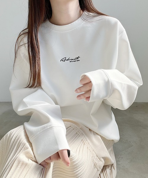Nana(ナナ)の「ロゴ刺繍スウェット(スウェット・レディース・ホワイト/ブラック・FREE)」の1枚目の写真
