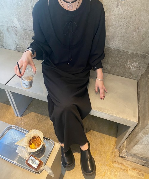 ISOOK（アイスー）の「レイヤードデザインワッフルワンピース（kiharu original）/ ロング丈 レイヤード風 サーマル 長袖 春 春服（ワンピース・レディース・ブラック/アイボリー・FREE）」の3枚目の写真