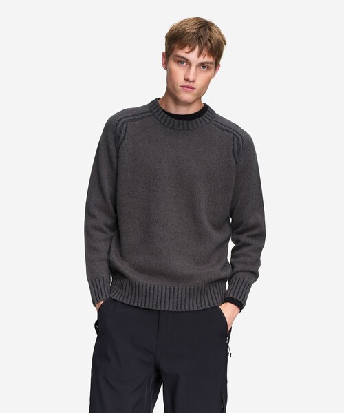 AIGLE(エーグル)の「ウールブレンド ラグランスリーブセーター(ニット/セーター・メンズ・ブラック/グレー・S/L/M)」の4枚目の写真