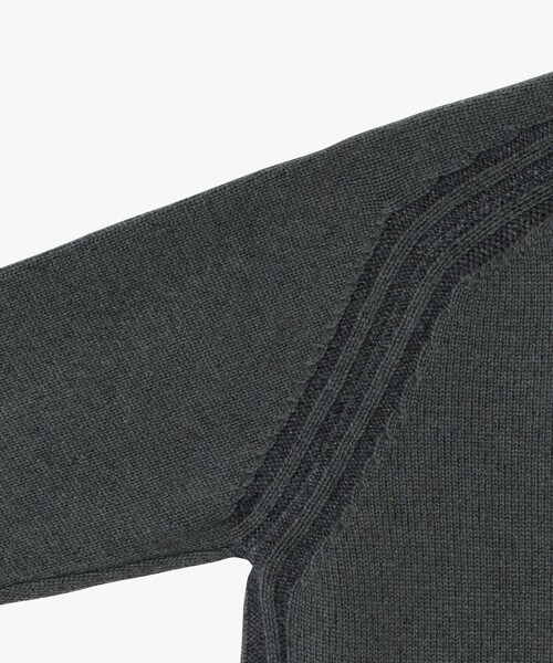 AIGLE(エーグル)の「ウールブレンド ラグランスリーブセーター(ニット/セーター・メンズ・ブラック/グレー・S/L/M)」の13枚目の写真