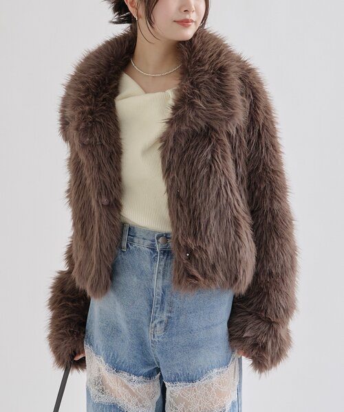 今すぐお届け可能！軽くて暖かい◎】ショートファーコート（その他