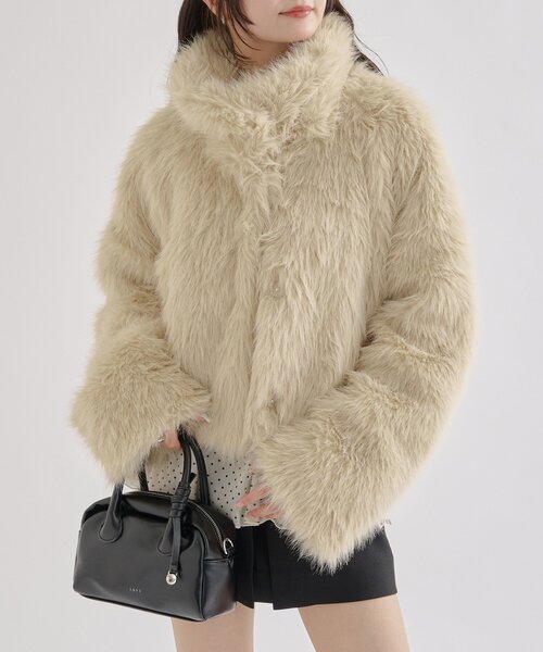 今すぐお届け可能！軽くて暖かい◎】ショートファーコート（その他