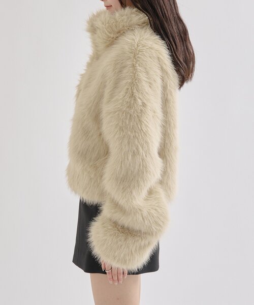 セール】【今すぐお届け可能！軽くて暖かい◎】ショートファーコート