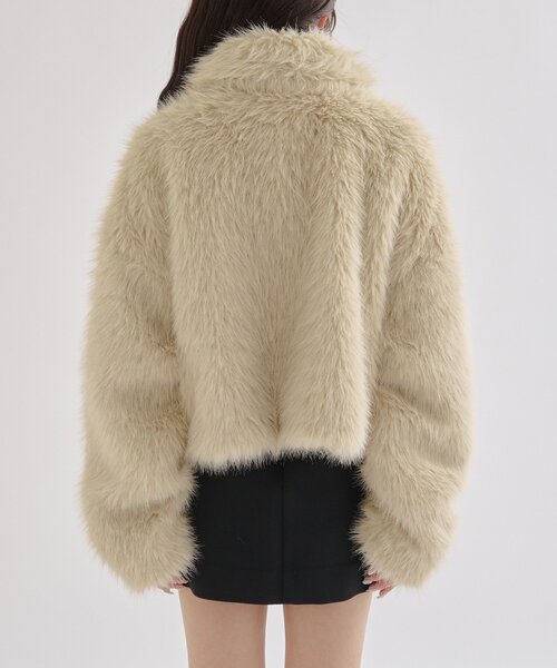 mystic ショートファーコート　ベージュ 今すぐお届け可能！軽くて暖かい◎】ショートファーコート（その他