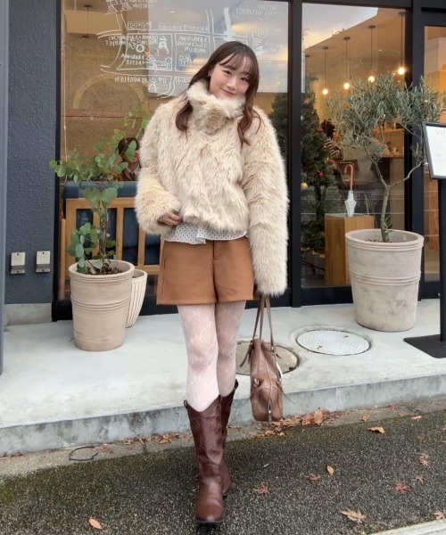 セール】【今すぐお届け可能！軽くて暖かい◎】ショートファーコート