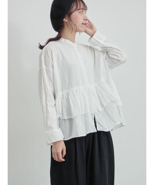 TSUHARU by Samansa Mos2（ツハルバイサマンサモスモス）の「綿麻平織り製品染めティアードブラウス（シャツ/ブラウス・レディース・オフホワイト/グレー/ブラック・F）」の2枚目の写真