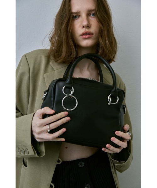 un/neu（アンノイ）の「トラペーズリング２WAYボストン / くびれボストン / ショルダーバッグ / ペットボトル収納可能（ボストンバッグ・レディース・ブラウン/ブラック・FREE）」の7枚目の写真