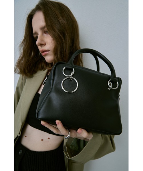 un/neu（アンノイ）の「トラペーズリング２WAYボストン / くびれボストン / ショルダーバッグ / ペットボトル収納可能（ボストンバッグ・レディース・ブラウン/ブラック・FREE）」の10枚目の写真