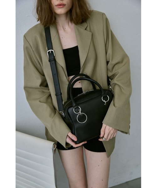 un/neu（アンノイ）の「トラペーズリング２WAYボストン / くびれボストン / ショルダーバッグ / ペットボトル収納可能（ボストンバッグ・レディース・ブラウン/ブラック・FREE）」の15枚目の写真