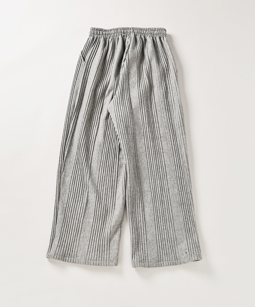 EDIFICE（エディフィス）の「E. TanC(タンク) PLEATS SWEAT パンツ（スウェットパンツ・メンズ・グレー・MEDIUM/LARGE）」の2枚目の写真