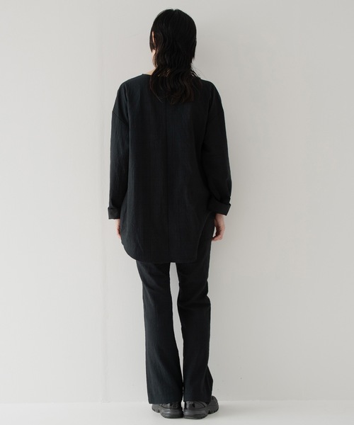RYU(リュー)の「wrinkled effect flare pants(スラックス・メンズ・ダークパープル/スミクロ・2/3/4)」の15枚目の写真