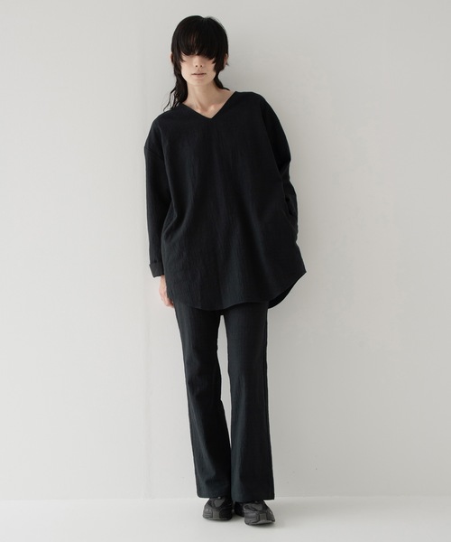 RYU(リュー)の「wrinkled effect flare pants(スラックス・メンズ・ダークパープル/スミクロ・2/3/4)」の5枚目の写真