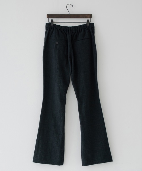 RYU(リュー)の「wrinkled effect flare pants(スラックス・メンズ・ダークパープル/スミクロ・2/3/4)」の7枚目の写真