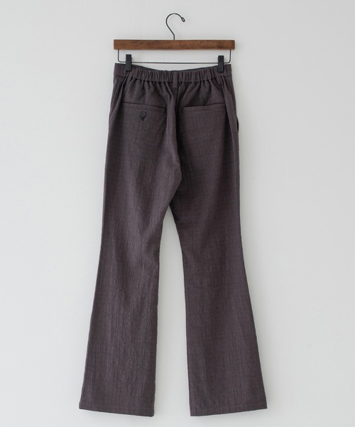 RYU(リュー)の「wrinkled effect flare pants(スラックス・メンズ・ダークパープル/スミクロ・2/3/4)」の9枚目の写真
