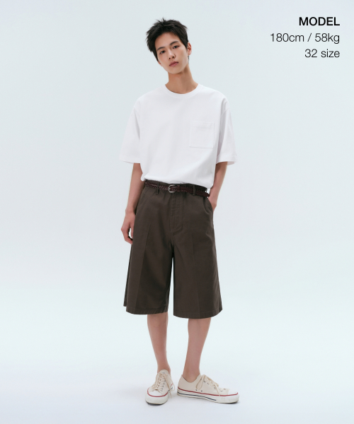 MUSINSA STANDARD（ムシンサスタンダード）の「ベージュサテンバミューダパンツ[ブラウン]（その他パンツ・メンズ・その他・32/30/31/26/27/28/29/40/38/42/36/34/33）」の2枚目の写真
