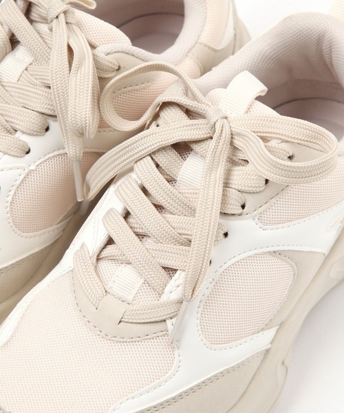 GLOBAL WORK（グローバルワーク）の「晴雨兼用レースアップスニーカー/601688（その他シューズ・レディース・ブラック/ブラウン/オフホワイト・MEDIUM/LARGE）」の5枚目の写真