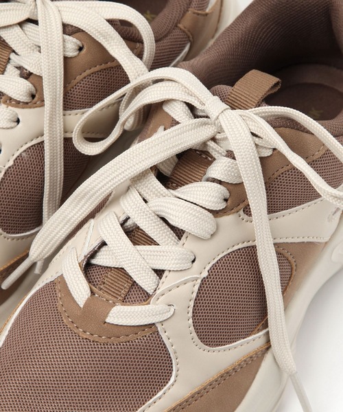 GLOBAL WORK（グローバルワーク）の「晴雨兼用レースアップスニーカー/601688（その他シューズ・レディース・ブラック/ブラウン/オフホワイト・MEDIUM/LARGE）」の16枚目の写真