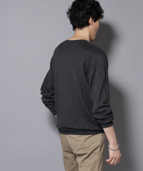NANO universe（ナノユニバース）の「カシミヤミックスクルーネックニット（ニット/セーター・メンズ・グレー/ターコイズブルー/レッド/チャコール/ネイビー・M/L）」の8枚目の写真