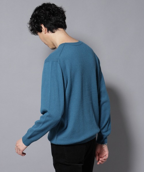 NANO universe（ナノユニバース）の「カシミヤミックスクルーネックニット（ニット/セーター・メンズ・グレー/ターコイズブルー/レッド/チャコール/ネイビー・M/L）」の15枚目の写真