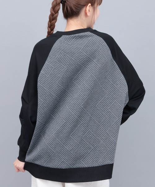 チチカカ（チチカカ）の「ふくれジャカードコンビプルオーバー（スウェット・レディース・ブラック/ベージュ/マスタード・FREE）」の5枚目の写真