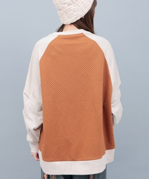チチカカ（チチカカ）の「ふくれジャカードコンビプルオーバー（スウェット・レディース・ブラック/ベージュ/マスタード・FREE）」の7枚目の写真