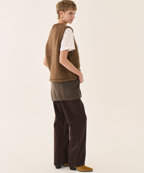GRIDAJ（クリダジェイ）の「ミニマルストレートコットンパンツ_ブラウン（その他パンツ・レディース・ブラウン・SMALL/MEDIUM）」の2枚目の写真