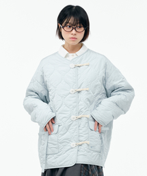 TUOMIO（トゥオミオ）の「RIBBON QUILTED JACKET [LIGHT GREY]（ダウンジャケット/コート）」
