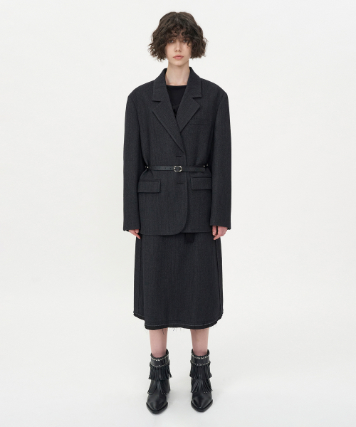 INSILENCE WOMEN(インサイレンスウーマン)の「ローディテールウールスカートCHARCOAL(スカート・レディース・その他・SMALL/MEDIUM/LARGE)」の2枚目の写真