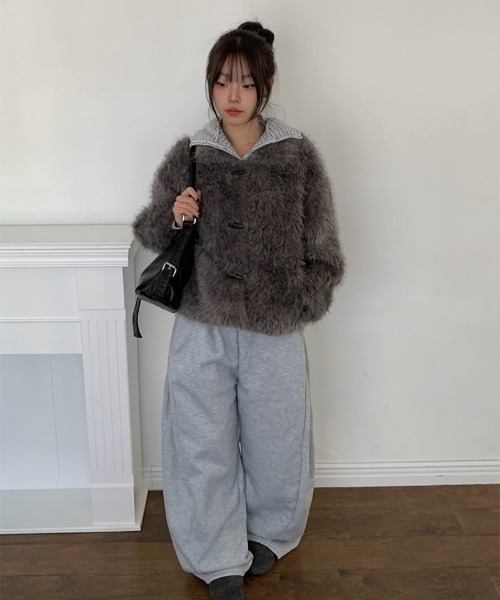 anyonemore（エニワンモア）の「裏起毛サイドタックウエストゴムバックポケットワイドパンツ（スウェットパンツ・レディース・グレー/ブラウン/ブラック・FREE）」の17枚目の写真