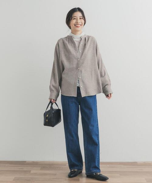 URBAN RESEARCH DOORS(アーバンリサーチドアーズ)の「ドルマンバンドカラーシャツ(シャツ/ブラウス・レディース・ベージュ/チャコールグレー・FREE)」の9枚目の写真