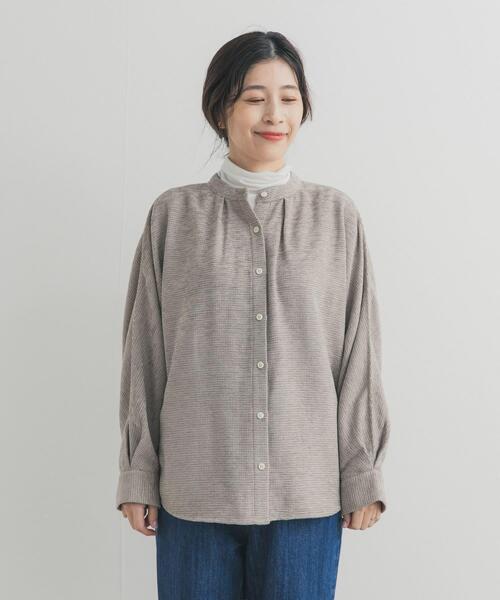URBAN RESEARCH DOORS(アーバンリサーチドアーズ)の「ドルマンバンドカラーシャツ(シャツ/ブラウス・レディース・ベージュ/チャコールグレー・FREE)」の10枚目の写真