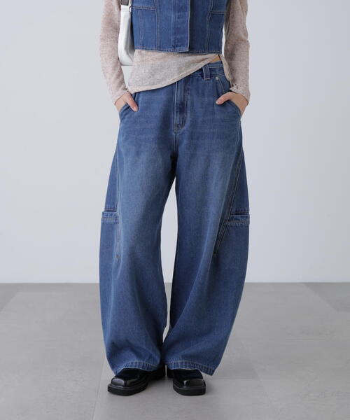 FREE'S MART(フリーズマート)の「◆サイドポケットコクーンデニムパンツ(デニムパンツ・レディース・ホワイト系その他/ブルー系その他/ワンウォッシュ・SMALL/MEDIUM)」の3枚目の写真