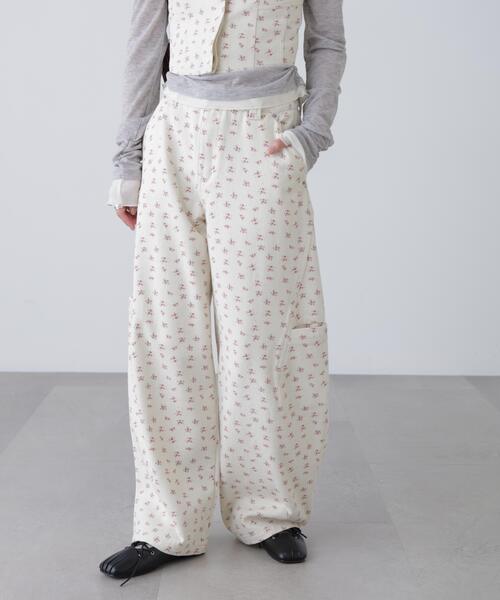 FREE'S MART（フリーズマート）の「◆サイドポケットコクーンデニムパンツ（デニムパンツ・レディース・ワンウォッシュ/ブルー系その他/ホワイト系その他/ホワイト系その他2・MEDIUM/SMALL）」の20枚目の写真