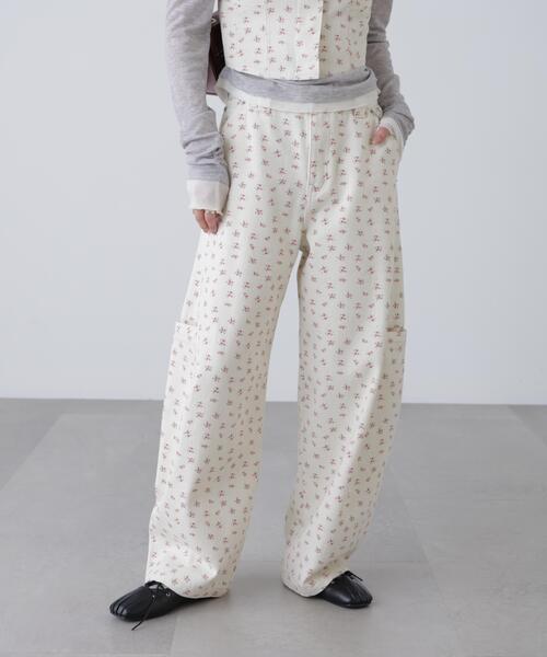 FREE'S MART（フリーズマート）の「◆サイドポケットコクーンデニムパンツ（デニムパンツ・レディース・ワンウォッシュ/ブルー系その他/ホワイト系その他/ホワイト系その他2・MEDIUM/SMALL）」の21枚目の写真