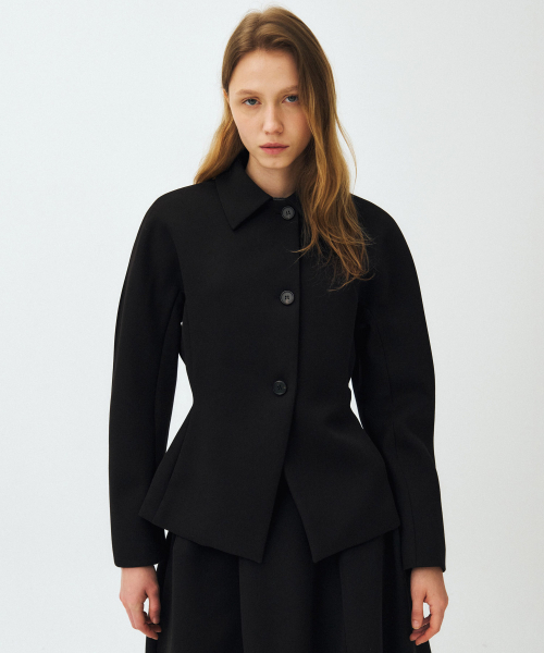MAIS(マイス)の「PETAL RAGLAN JACKET / BLACK(テーラードジャケット・レディース・ブラック・FREE)」の1枚目の写真