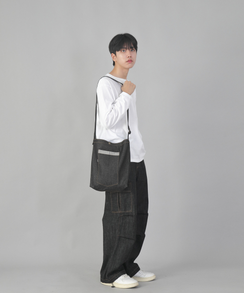 SAINTCREW(セントクルー)の「ダウンタウン M クロスバッグ DMC-120 デニムブラック(メッセンジャーバッグ・メンズ・その他・フリー)」の6枚目の写真