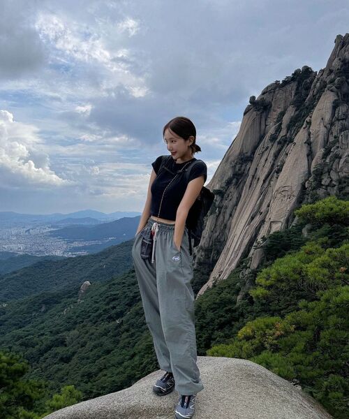 PEACEOFMIND(ピースオブマインド)の「ロゴナイロンワイドトラックパンツ(グレー)(スウェットパンツ・メンズ・その他・MEDIUM/LARGE/X-LARGE)」の7枚目の写真
