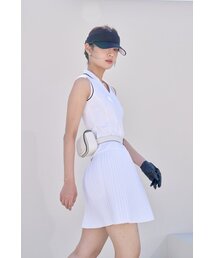SCHWA（シュワ）の「Modern Pleated One-Piece (WHITE)（ワンピース）」