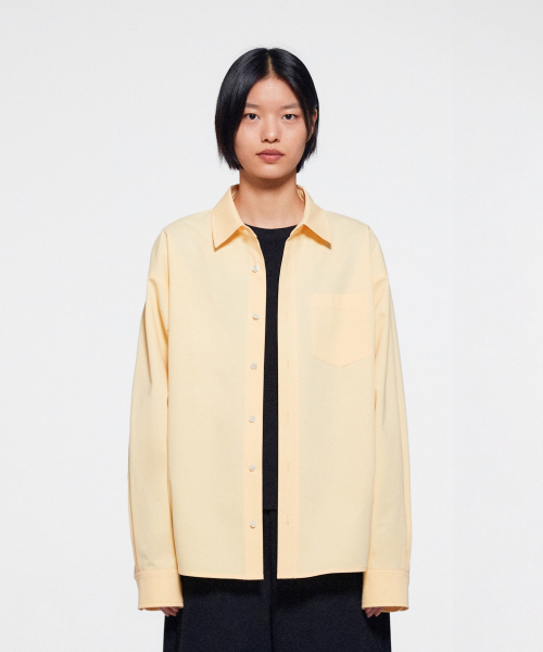 ERA(エラ)の「ユニセックス ERA クラシック シャツ - イエロー(シャツ/ブラウス・レディース・その他・SMALL/MEDIUM/LARGE)」の1枚目の写真