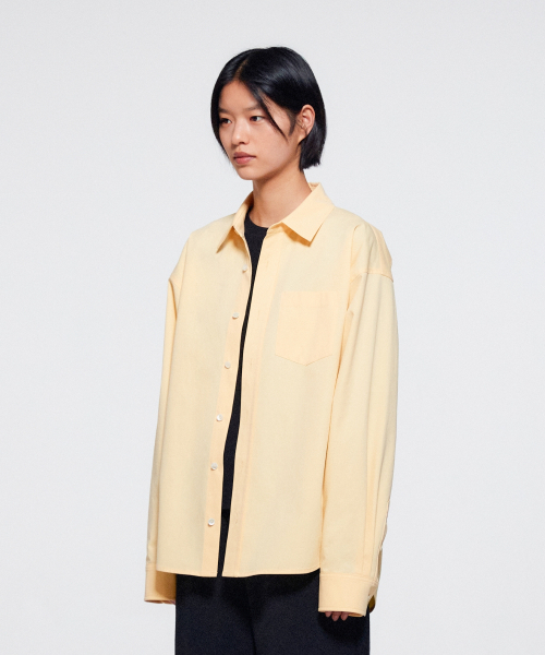 ERA(エラ)の「ユニセックス ERA クラシック シャツ - イエロー(シャツ/ブラウス・レディース・その他・SMALL/MEDIUM/LARGE)」の2枚目の写真