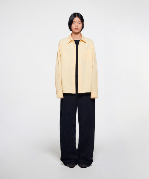 ERA(エラ)の「ユニセックス ERA クラシック シャツ - イエロー(シャツ/ブラウス・レディース・その他・SMALL/MEDIUM/LARGE)」の5枚目の写真