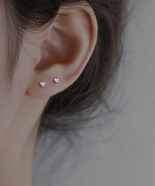 yu-ka(ユーカ)の「YU-KA:ミニハートCZピアス mini Heart pierce(ピアス(両耳用)・レディース・ピンクゴールド/シルバー・FREE)」の2枚目の写真