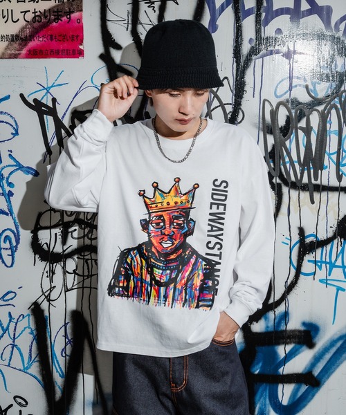En serio TOKYO(エンソリオトーキョー)の「【SIDEWAYSTANCE】クレヨンアーティスト長袖Tシャツ(Tシャツ/カットソー・メンズ・ホワイト/ブラック・MEDIUM/X-LARGE/SMALL/LARGE)」の3枚目の写真