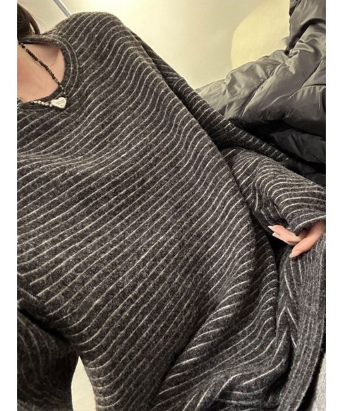 Ritzy（リッツィー）の「オーバーサイズ　起毛ボーダートップス（Tシャツ/カットソー・レディース・ベージュ/ブラウン/ダークグレー・M）」の17枚目の写真