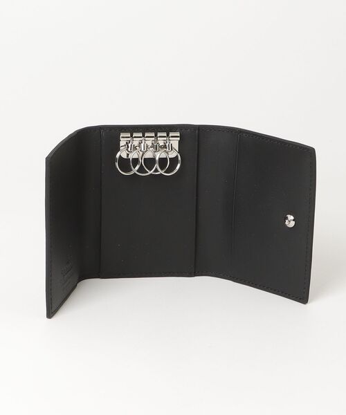 Vivienne Westwood（ヴィヴィアンウエストウッド）の「LEATHER STUDS KEY CASE（キーケース/キーアクセサリー・メンズ・ブラック・FREE）」の3枚目の写真