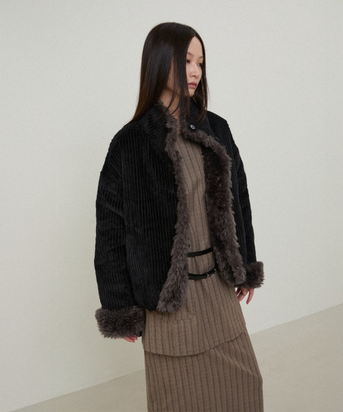 LMOOD(エルムード)の「(W) フォメ リバーシブルコーデュロイファージャケット ブラック(ムートンコート・レディース・その他・FREE)」の2枚目の写真