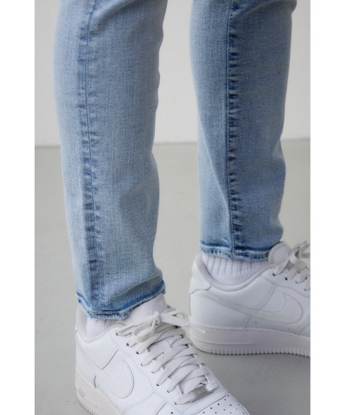 AZUL by moussy（アズールバイマウジー）の「AZUL DENIM リペアスキニー（デニムパンツ・メンズ・ブルー/ライトブルー/ブラック/ライトブラック・SMALL/MEDIUM/X-LARGE/X-SMALL/LARGE）」の14枚目の写真