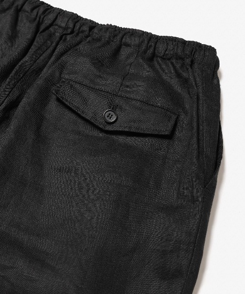 MR.OLIVE（ミスターオリーブ）の「SOFT FINISH LINEN / DRAWSTRING TAPERED PANTS /M261110（チノパンツ・メンズ・ナチュラル/ブラック・SMALL/MEDIUM/LARGE）」の12枚目の写真