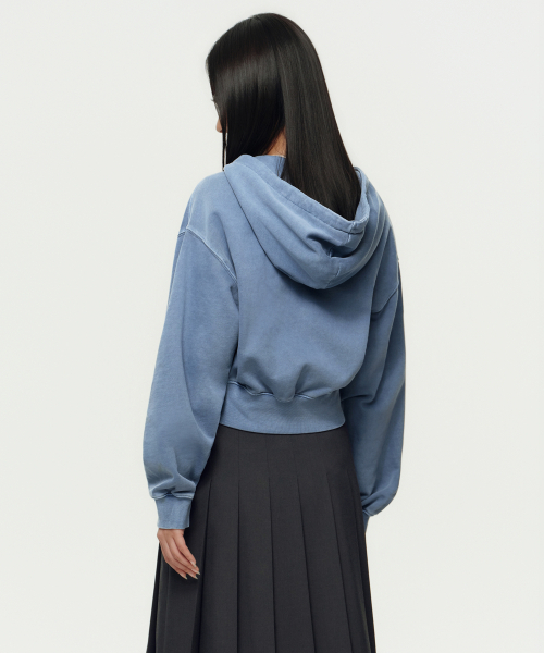 MUSINSA STANDARD WOMAN（ムシンサスタンダードウーマン）の「ウィメンズピグメントボリュームクロップフードパーカー[ブルーグレー]（パーカー・レディース・その他・SMALL/MEDIUM/LARGE/X-SMALL）」の6枚目の写真