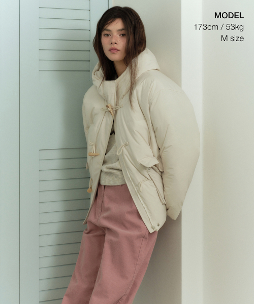MUSINSA STANDARD WOMAN（ムシンサスタンダードウーマン）の「ウィメンズフード付きダッフルショートパディングパーカー[クリーム]（ダウンジャケット/コート・レディース・その他・SMALL/MEDIUM/LARGE/X-SMALL）」の16枚目の写真